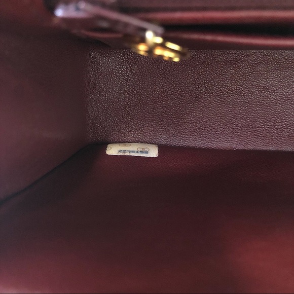 Vintage Chanel flap bag - Picture 8 of 8